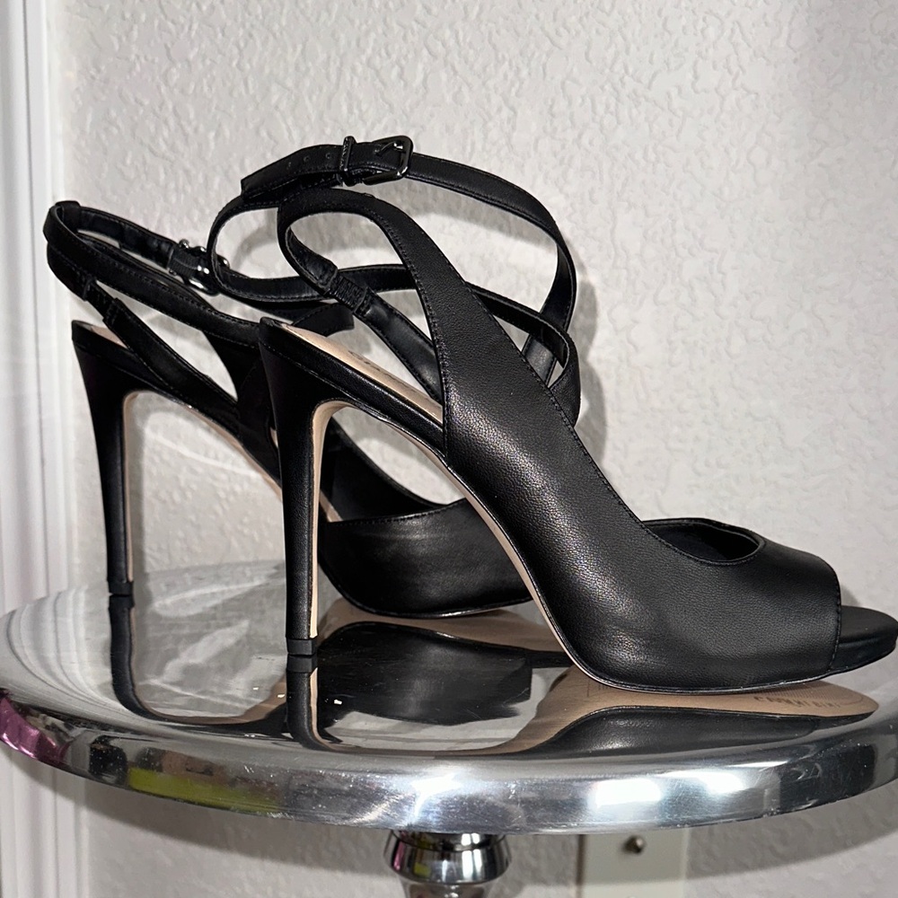 Gianni Bini Black Peep-Toe Heels
